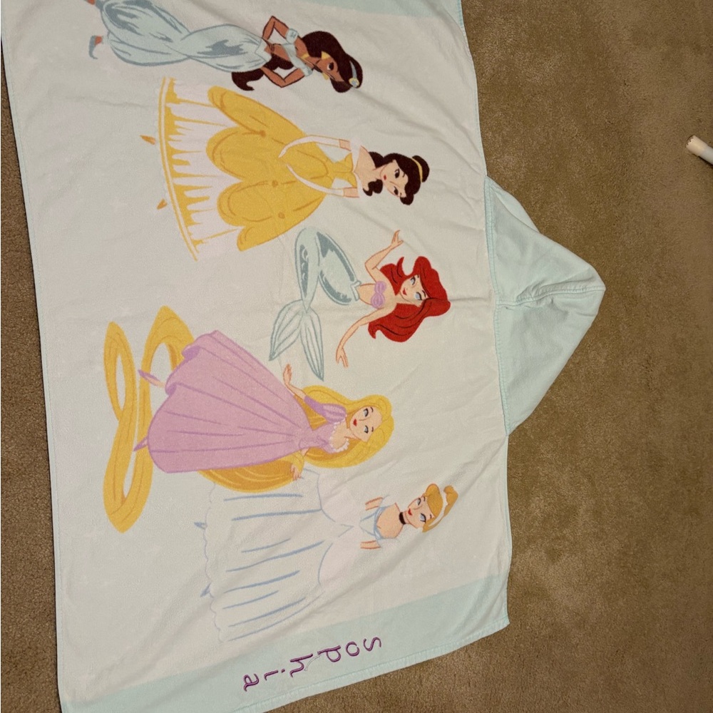 Disney Princess Hooded Wrap with Pastel Colors